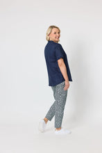 Load image into Gallery viewer, Gordon Smith Audrey Linen Top 49440
