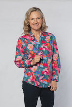Load image into Gallery viewer, Equinox Flower Garden Shirt 3285
