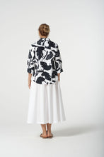 Load image into Gallery viewer, Goondiwindi Leaf Print Shirt 4396
