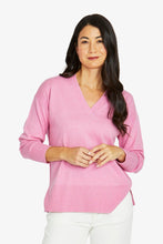 Load image into Gallery viewer, Jump V Neck Pullover 11026A
