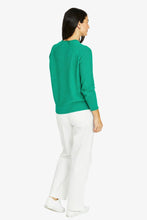 Load image into Gallery viewer, Jump Cross Stitch Pullover 11056
