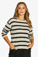 Load image into Gallery viewer, Jump Slub Stripe Pullover 1003A
