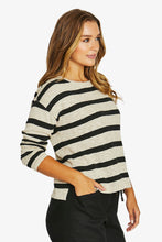 Load image into Gallery viewer, Jump Slub Stripe Pullover 1003A
