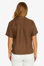 Load image into Gallery viewer, Jump Open Collar S/S Top 3096A
