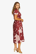 Load image into Gallery viewer, Jump Monstera Dress 5161A
