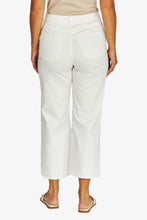 Load image into Gallery viewer, Jump Ivory Straight Leg Jean 7141A
