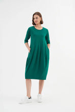 Load image into Gallery viewer, Tirelli Diagonal Seam Dress 3103
