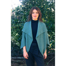 Load image into Gallery viewer, Lothlorian Takahe Cape Possum Merino 9995
