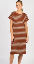 Load image into Gallery viewer, Vassalli T-Shirt Dress 6120
