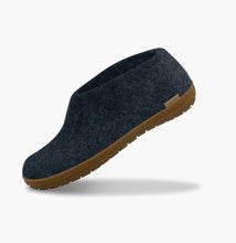 Load image into Gallery viewer, Glerups Honey Rubber Shoe G001
