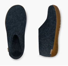 Load image into Gallery viewer, Glerups Honey Rubber Shoe G001
