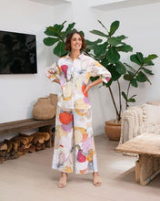 Load image into Gallery viewer, See Saw Petal Drift Shirt 273
