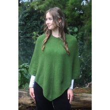 Load image into Gallery viewer, Lothlorian Plain Poncho 9982
