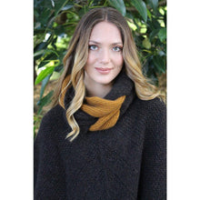 Load image into Gallery viewer, Lothlorian Plait Cowl Scarf 9858
