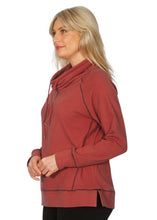 Load image into Gallery viewer, Emily Cosy Contrast Stitch Top E1839
